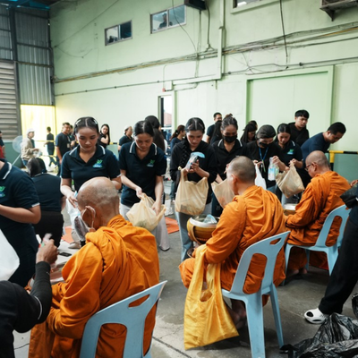 บริษัท มัลติแบกซ์ จำกัด (มหาชน) จัดกิจกรรมบริษัทครบรอบก่อตั้ง 31 ปี พร้อมมอบทุนการศึกษาและเชิดชูพนักงานอาวุโส