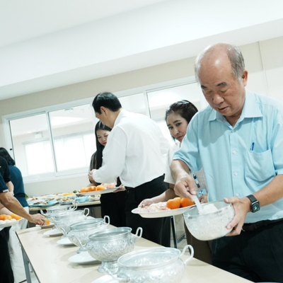 บริษัท มัลติแบกซ์ จำกัด (มหาชน) จัดกิจกรรมบริษัทครบรอบก่อตั้ง 31 ปี พร้อมมอบทุนการศึกษาและเชิดชูพนักงานอาวุโส
