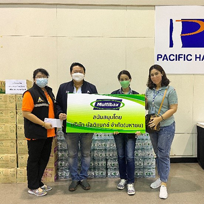 บริจาคน้ำดื่มให้กับศูนย์ฉีดวัคซีนประกันสังคม ศูนย์การค้าแปซิฟิคปาร์ค ศรีราชา 