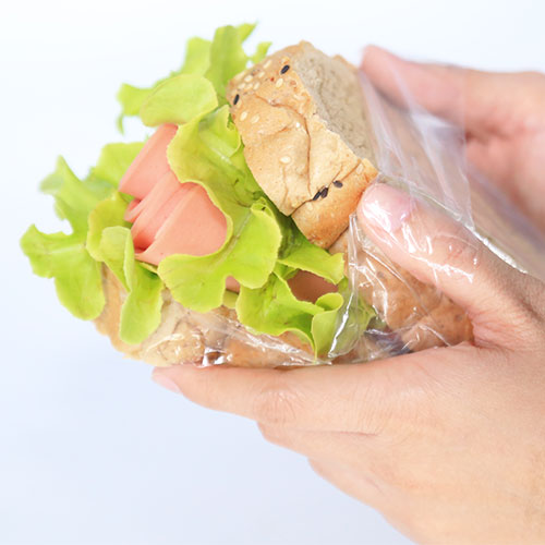 The sandwich bag 
<br>that can be folded back for better closing.