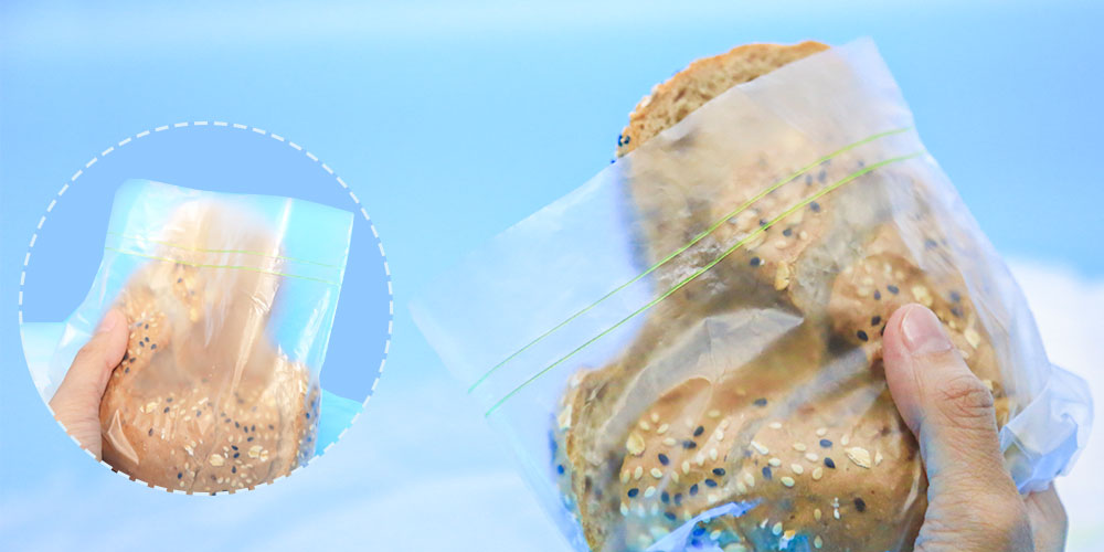 Food bags for sandwiches 
<br>with glue for opening and closing.